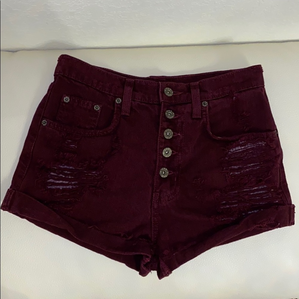 Carmar highwaisted burgundy shorts